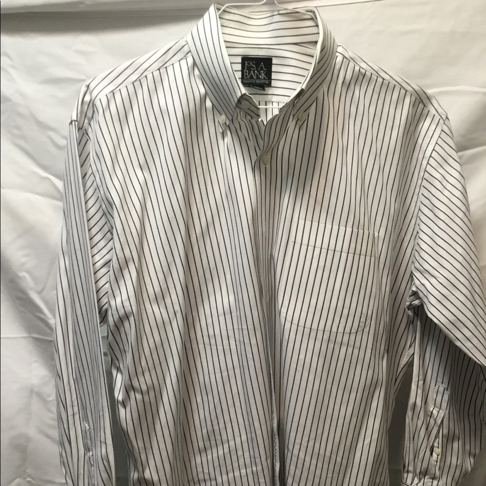 EUC Jos A Bank dress shirt sz 16/33